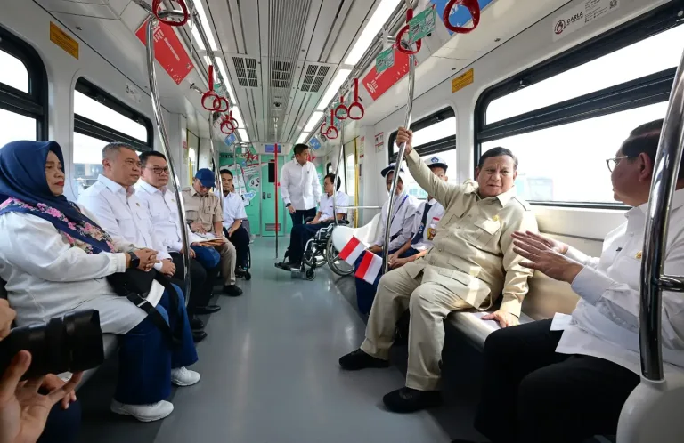 Presiden Prabowo Resmikan LRT Kelapa Gading–Manggarai, Perkuat Integrasi Transportasi Jakarta